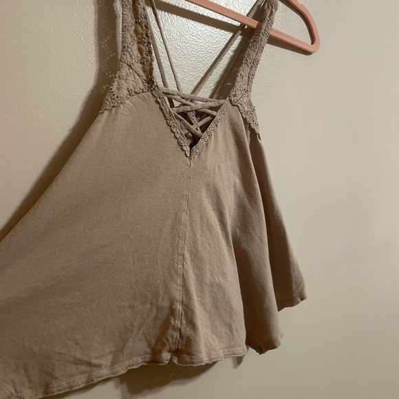 forever 21 Cut Out Top - Picture 4 of 9